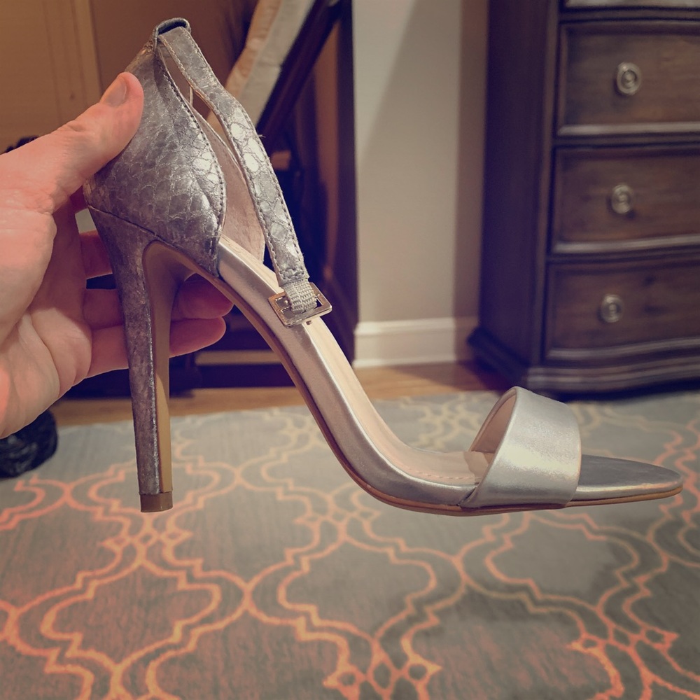 Vince Camuto heels